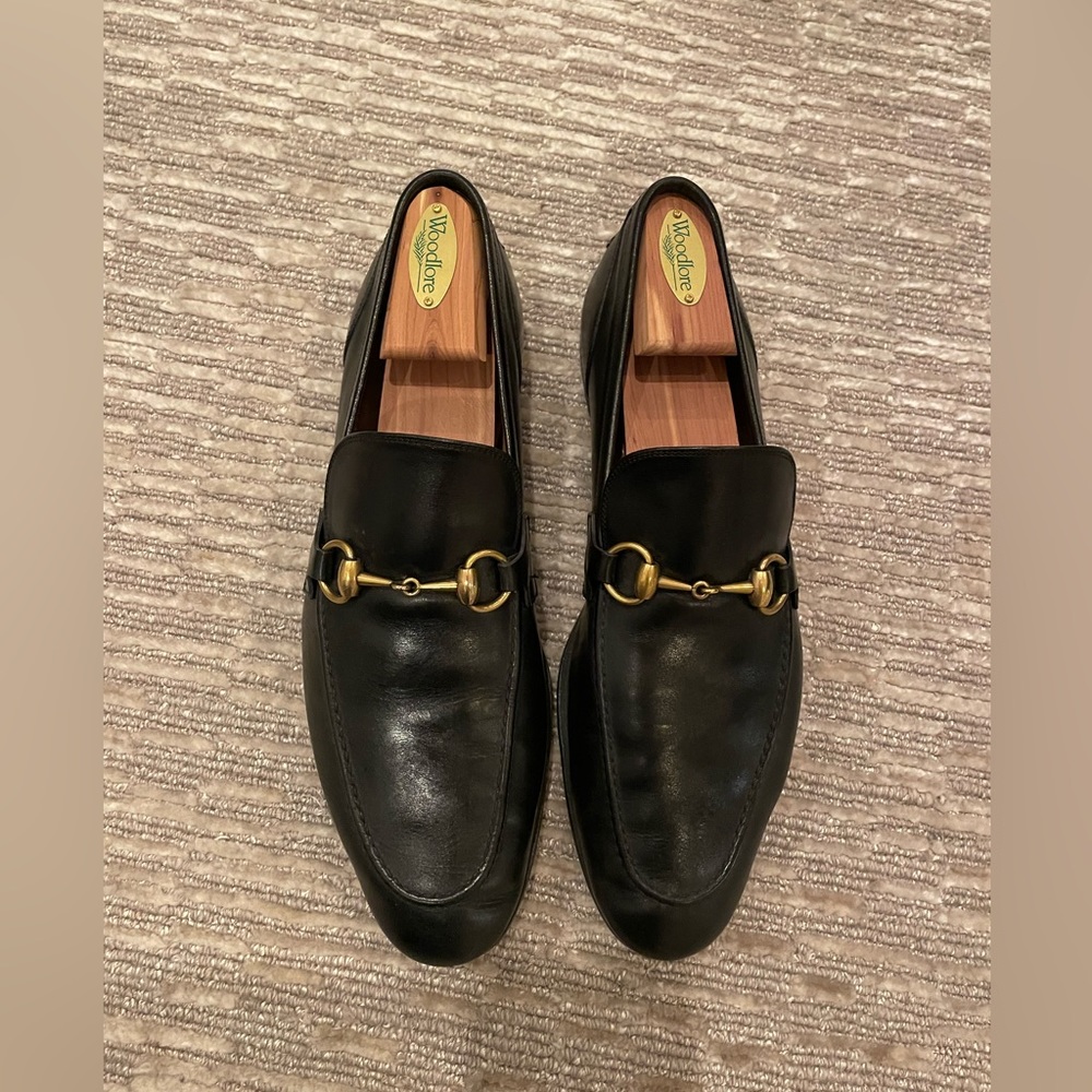 Gucci Men’s black horsebit leather loafers size 8